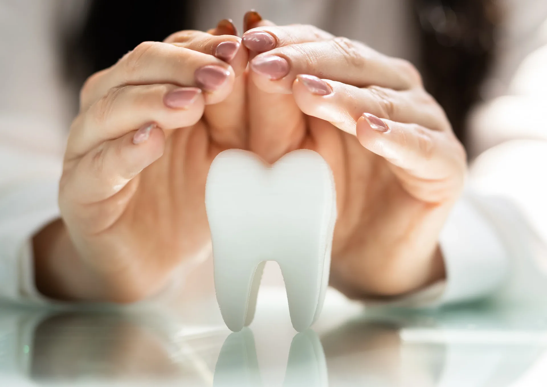 Coroane dentare zirconiu — Denteca Smile Clinic Coroane dentare din zirconiu și E.max la Denteca Smile Clinic București
