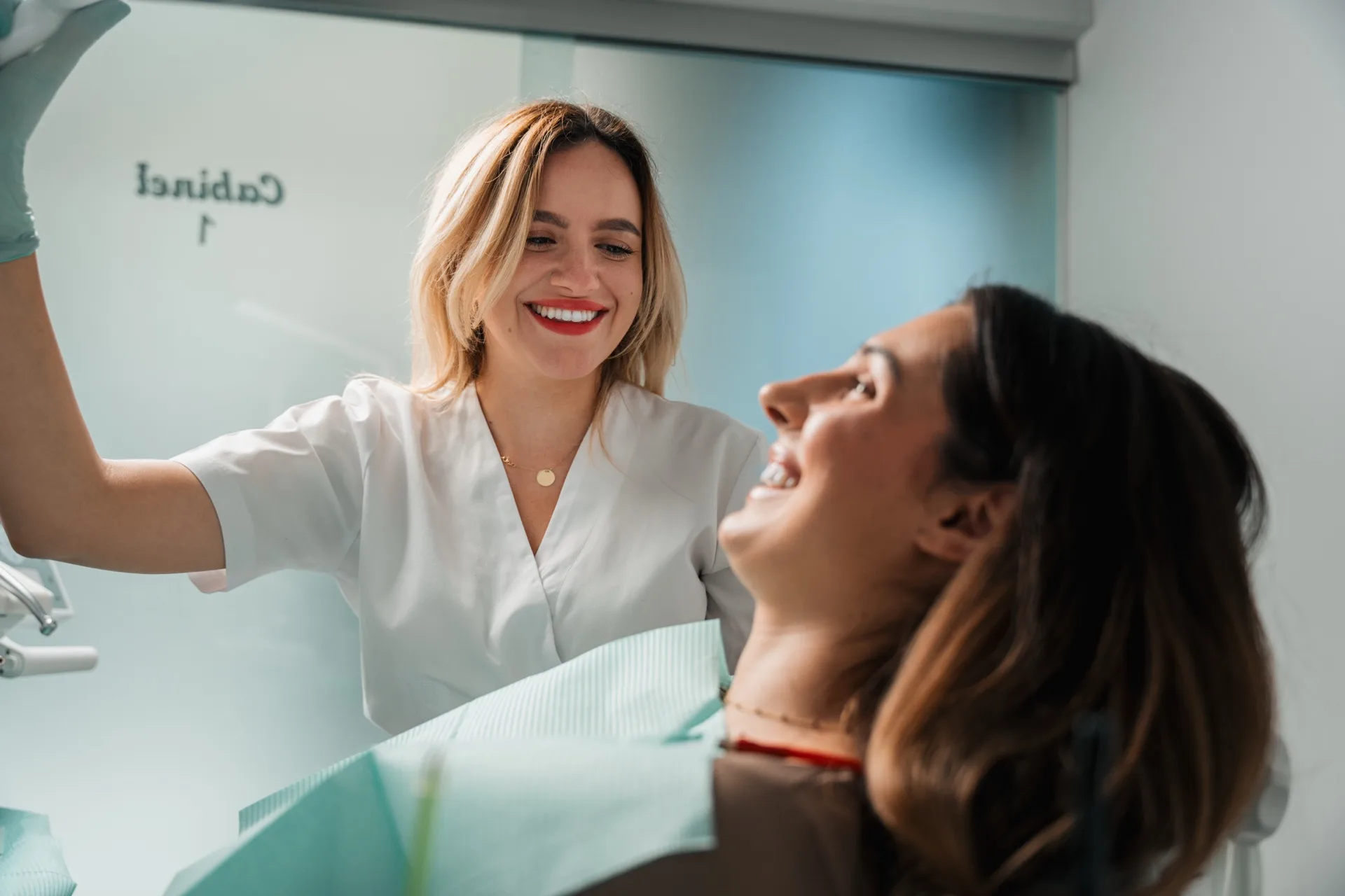 Managementul anxietății dentare: cum facem vizita mai ușoară