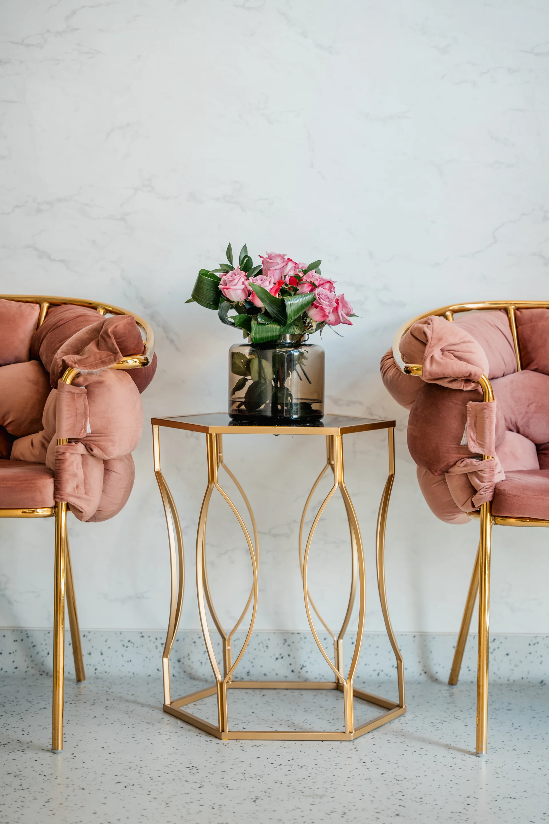 Atmosferă primitoare Denteca Smile Clinic, București, standarde înalte de calitate