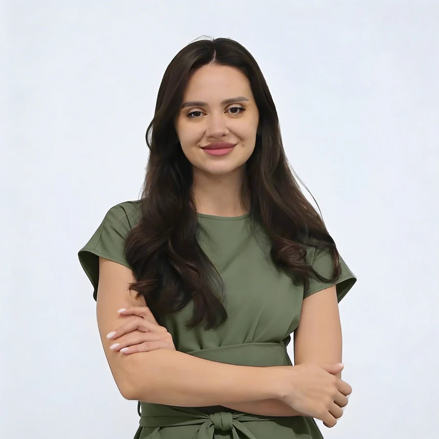 Dr. Carla Tănase, medic stomatologie generală la Denteca Smile Clinic